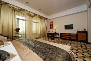 Отель Отель Royal Tulip Almaty Алматы Улучшенный двухместный номер с 1 кроватью-12