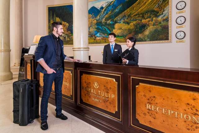 Отель Отель Royal Tulip Almaty Алматы-25